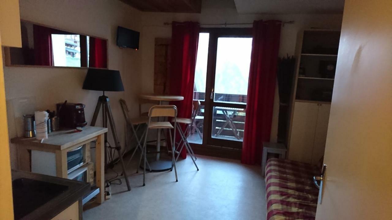 Studio Ski Apartment لو دوز آلب المظهر الخارجي الصورة